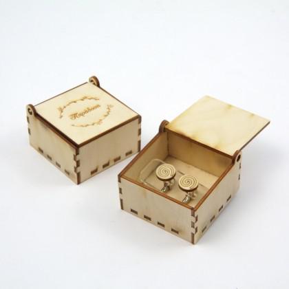 Μανικετόκουμπα ξύλινα "Σπείρα" με κουτί.